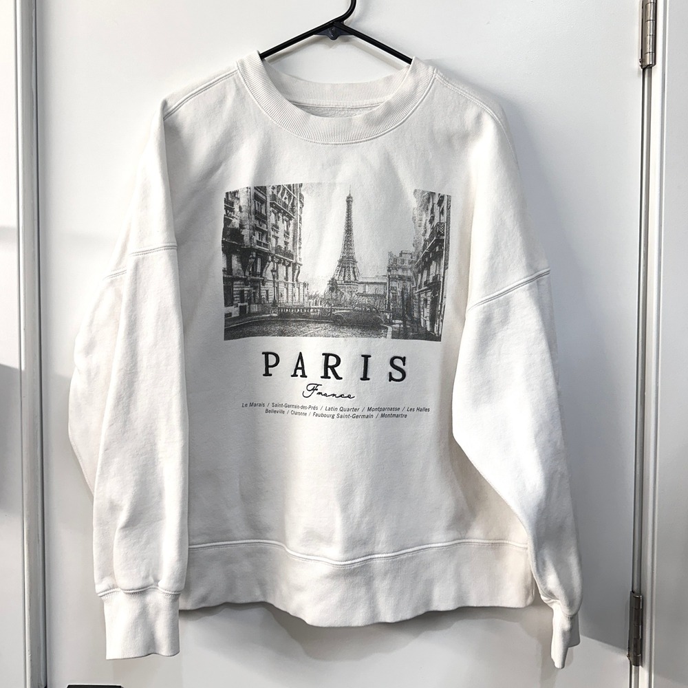 Abercrombie & Fitch Paris Sunday Crew Size XL White with Black Embroidered Text